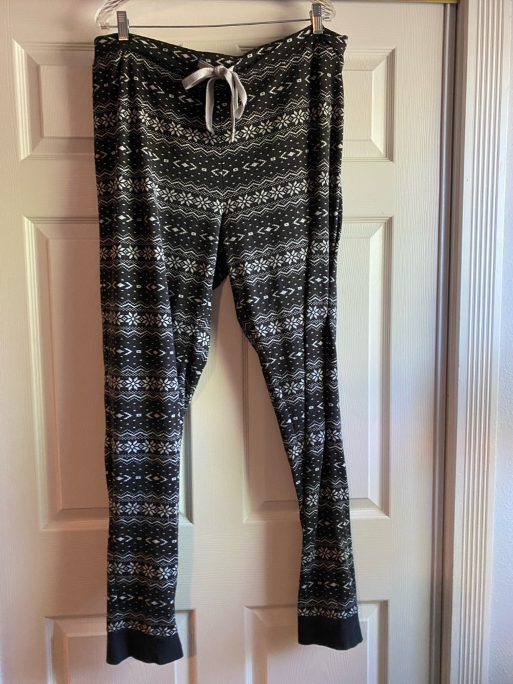 Long Tall Sally size Large Black and White Lounge Pants